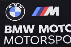 Niestandardowa gumowa naszywka z logo, wytłaczane naszywki PVC BMW na czapki