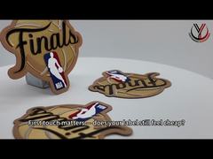 Drukowanie niestandardowych logo silikonowych na tkanych etykietach do odzieży