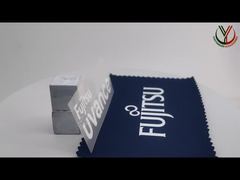 Z bliska: Etykiety odzieżowe z termotransferem o wysokiej gęstości tuszu do koszulek