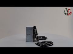 Zegarek: Naszywki 3D z nadrukiem diagonalnym o wysokiej gęstości i grubości 0,2 mm do prezentacji odzieży dziecięcej