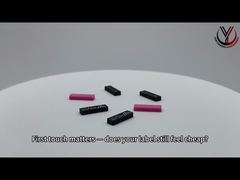 Zobacz, dlaczego wybierać etykietę gumową z gumowego PVC Silikon Supreme T-Shirt Etykieta płaskie oddzielenie kolorów