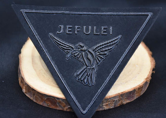 Logo 3D TPU niestandardowe wytłaczane etykiety Nazwa marki Odznaki tkanin na ubrania