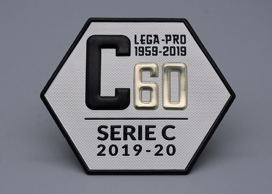 Dostosowane do napięcia etykiety na odzież termoprzewodzącą z logo 3D TPU