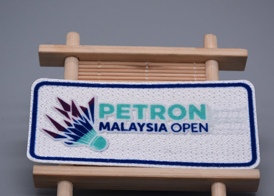 Dostosowane silikonowe naszywki z sitodrukiem Ochrona środowiska Materiał Tatami