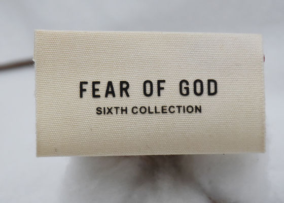 Niestandardowe tagi i etykiety koszulek ODM Oeko Silikonowe etykiety do odzieży